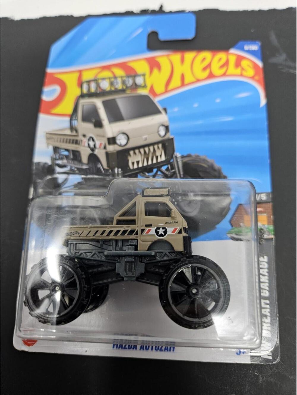 HOT WHEELS 2025 MAZDA AUTOZAM DESERT SAND 8/250 HYX45 HW DREAM GARAGE SEALED